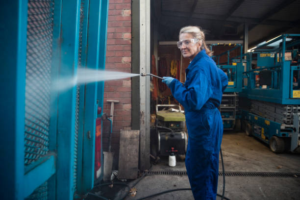 Best Garage Pressure Washing  in Laguna Park, TX